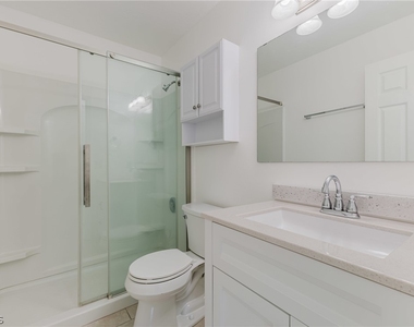 16599 Davis Road - Photo Thumbnail 22