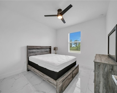 325 Paulcrest Avenue - Photo Thumbnail 26