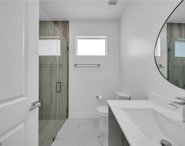 325 Paulcrest Avenue - Photo Thumbnail 29