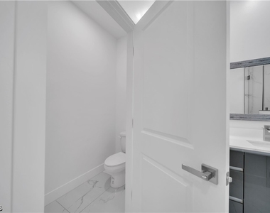 325 Paulcrest Avenue - Photo Thumbnail 23