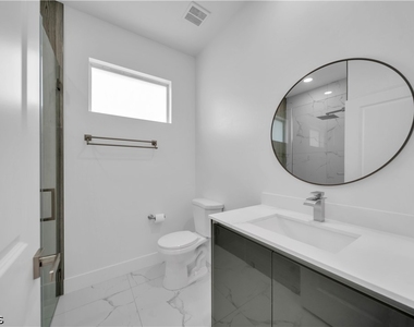 325 Paulcrest Avenue - Photo Thumbnail 28