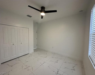 325 Paulcrest Avenue - Photo Thumbnail 10