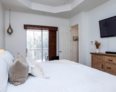 17484 Old Harmony Drive - Photo Thumbnail 16