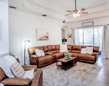 17484 Old Harmony Drive - Photo Thumbnail 5