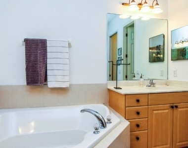 17484 Old Harmony Drive - Photo Thumbnail 21