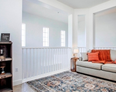 17484 Old Harmony Drive - Photo Thumbnail 24