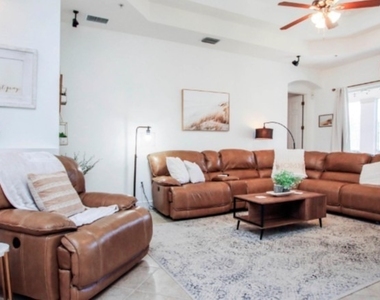 17484 Old Harmony Drive - Photo Thumbnail 6