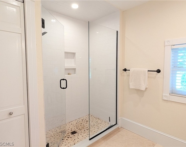 2878 Valencia Way - Photo Thumbnail 14
