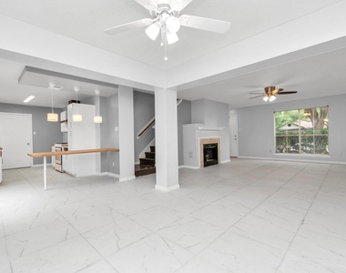 3626 Nutwood Lane - Photo Thumbnail 14