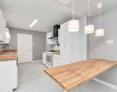 3626 Nutwood Lane - Photo Thumbnail 24