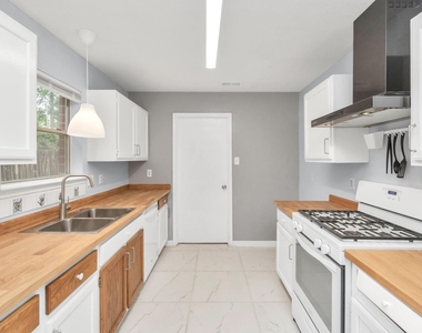 3626 Nutwood Lane - Photo Thumbnail 19