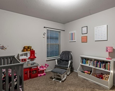 518 Poppy Field Court - Photo Thumbnail 24