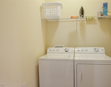 9731 Acqua Court - Photo Thumbnail 16