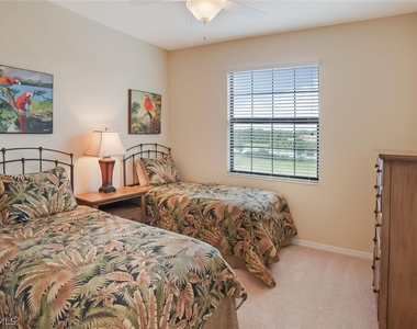 9731 Acqua Court - Photo Thumbnail 14