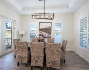 730 95th Avenue N - Photo Thumbnail 4