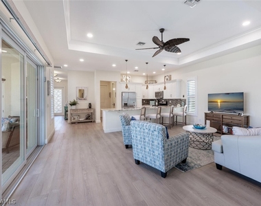 730 95th Avenue N - Photo Thumbnail 16