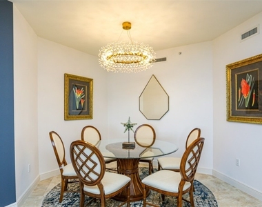 1060 Borghese Lane - Photo Thumbnail 29