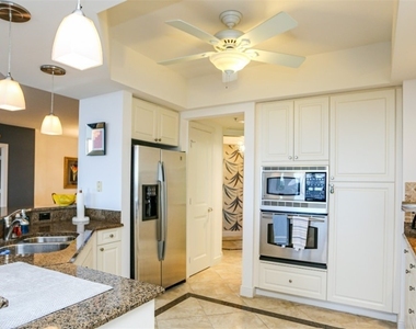 1060 Borghese Lane - Photo Thumbnail 40