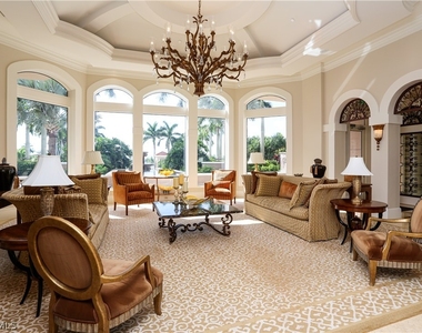 1060 Borghese Lane - Photo Thumbnail 6
