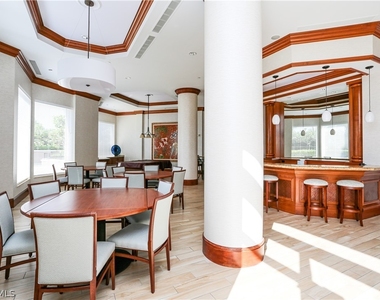 1060 Borghese Lane - Photo Thumbnail 4