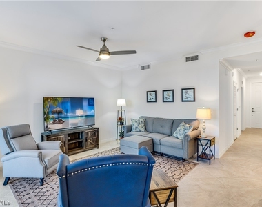 43050 Greenway Boulevard - Photo Thumbnail 3