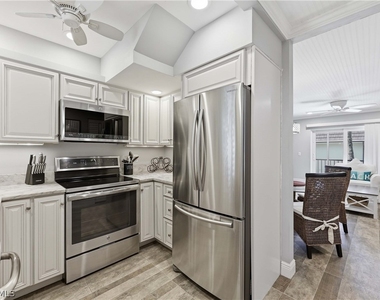 87 N Collier Boulevard - Photo Thumbnail 8