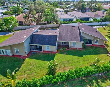 706 111th Avenue N - Photo Thumbnail 12