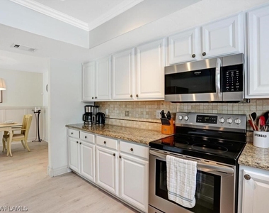 856 98th Avenue N - Photo Thumbnail 12