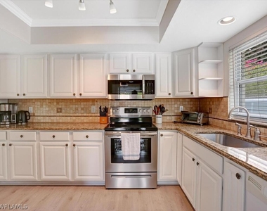856 98th Avenue N - Photo Thumbnail 13