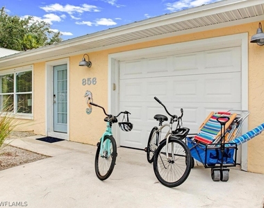 856 98th Avenue N - Photo Thumbnail 2