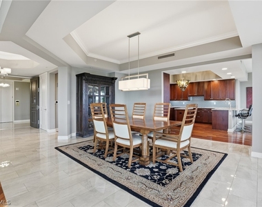 5051 Pelican Colony Boulevard - Photo Thumbnail 7