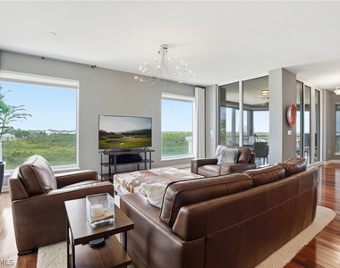 5051 Pelican Colony Boulevard - Photo Thumbnail 13