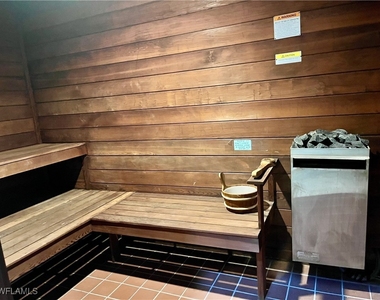 6920 Huntington Lakes Circle - Photo Thumbnail 21