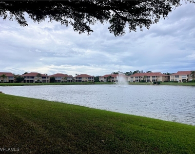 6920 Huntington Lakes Circle - Photo Thumbnail 10