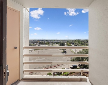 3525 Sage Road - Photo Thumbnail 19