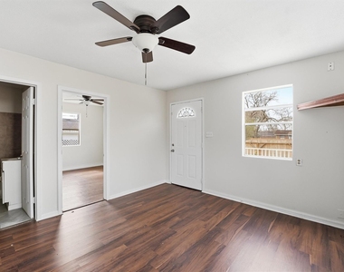 3531 Cedar Hill Lane - Photo Thumbnail 9