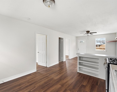 3531 Cedar Hill Lane - Photo Thumbnail 14