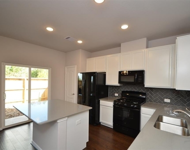 3210 Harmony Creek Lane - Photo Thumbnail 5