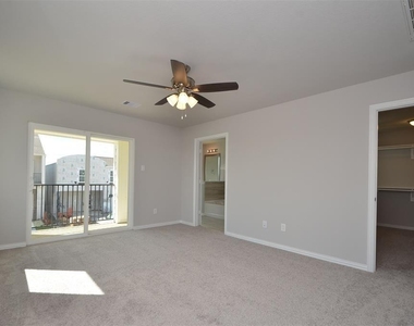 3210 Harmony Creek Lane - Photo Thumbnail 15