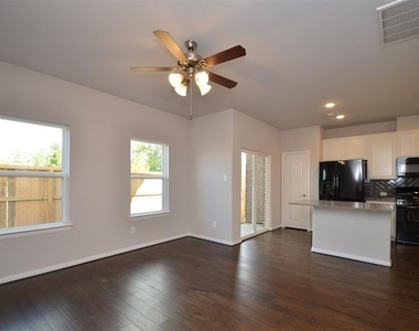 3210 Harmony Creek Lane - Photo Thumbnail 11