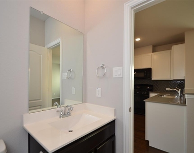 3210 Harmony Creek Lane - Photo Thumbnail 13
