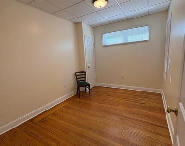 225 Westwood - Photo Thumbnail 17