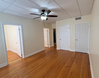 225 Westwood - Photo Thumbnail 16