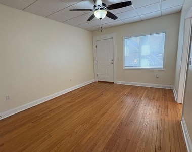 225 Westwood - Photo Thumbnail 15