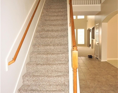 8123 Buffalo Springs Court - Photo Thumbnail 27