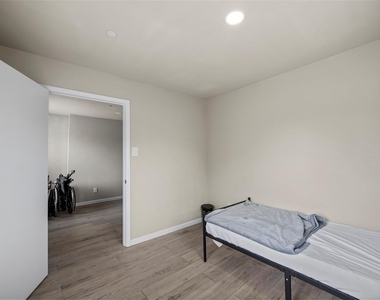 22114 Merrymount Drive - Photo Thumbnail 30