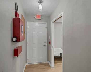 22114 Merrymount Drive - Photo Thumbnail 3