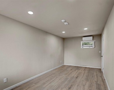 22114 Merrymount Drive - Photo Thumbnail 31