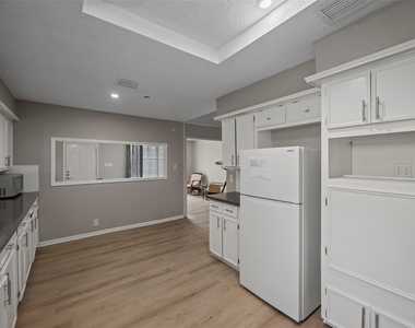 22114 Merrymount Drive - Photo Thumbnail 22