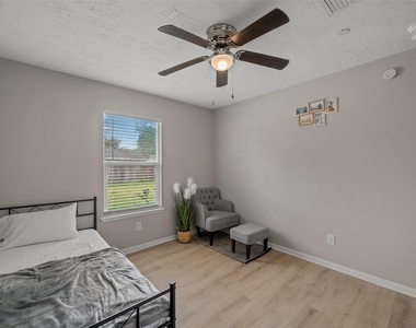 22114 Merrymount Drive - Photo Thumbnail 17